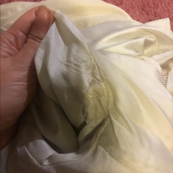 Item damage etc - Picture 3 of 7